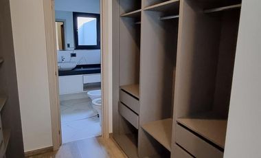 Duplex en Alquiler en La Luisita. 3 dor. Amoblado. Pileta