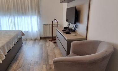 Duplex en Alquiler en La Luisita. 3 dor. Amoblado. Pileta