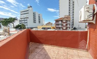 Dpto 2 ambientes, impecable c/cochera!