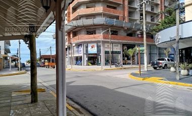 Dpto 2 ambientes, impecable c/cochera!