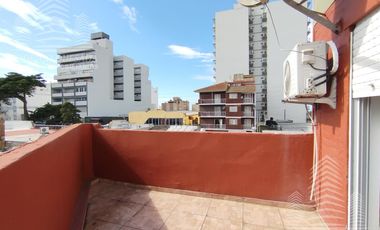 Dpto 2 ambientes, impecable c/cochera!