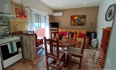 Dpto 2 ambientes, impecable c/cochera!