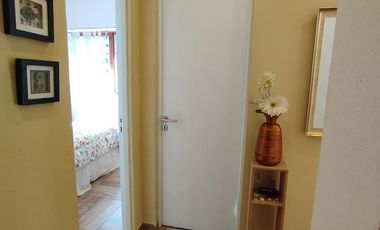 Dpto 2 ambientes, impecable c/cochera!