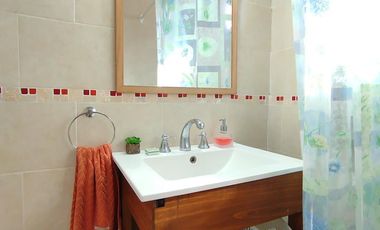 Dpto 2 ambientes, impecable c/cochera!