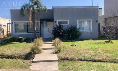 Venta Casa - Barrio Privado Los Arces / La Cañada de Pilar