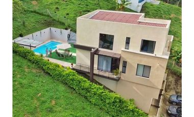 Maat vende Casa campestre - La Vega 600 M2 $1.200Millones