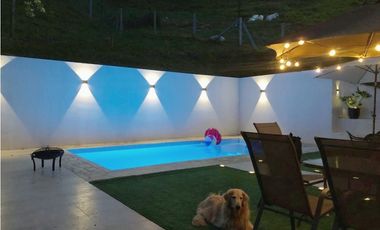 Maat vende Casa campestre - La Vega 600 M2 $1.200Millones