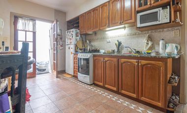 Alquiler Chalet 6 Amb en esquina– Stella Maris