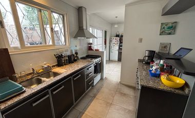 CASA DE 4 AMBIENTES