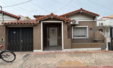 CASA DE 4 AMBIENTES