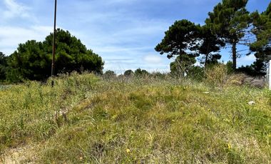Lote en zona Nayades