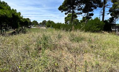 Lote en zona Nayades