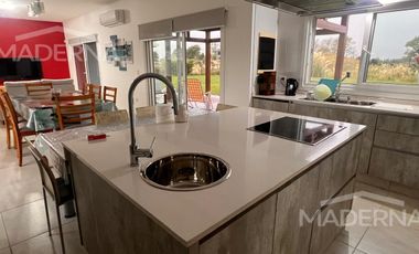 Casa en  El Salvaje Chacras Marítimas, a 13 KM de Mar de las Pampas