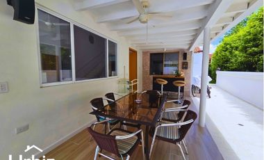 Venta de Casa de 220m² + Piscina en lote de 685m² en Verdesol, Melgar