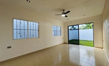 Casa en venta en Ciudad Caucel, Remodelada, de 2 recámaras, Mérida Yuc.