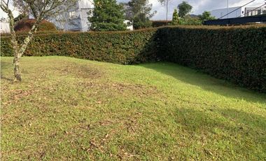 Venta de Lote Alto de Palmas Unidad Cerrada Peaje Aeropuerto
