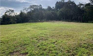 Venta de Lote Alto de Palmas Unidad Cerrada Peaje Aeropuerto