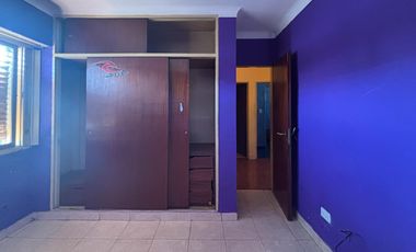 En venta Casa 4 ambientes con Cochera en Munro A Refaccionar