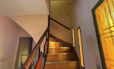 En venta Casa 4 ambientes con Cochera en Munro A Refaccionar