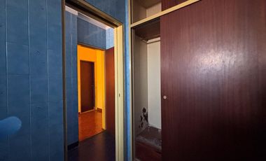 En venta Casa 4 ambientes con Cochera en Munro A Refaccionar