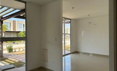 Se arrienda casa Duplex en Zona Norte, en Cartagena de Indias