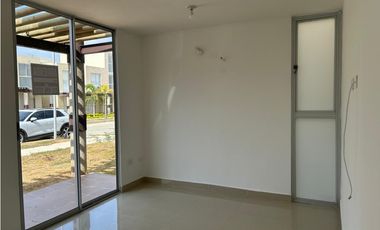 Se arrienda casa Duplex en Zona Norte, en Cartagena de Indias