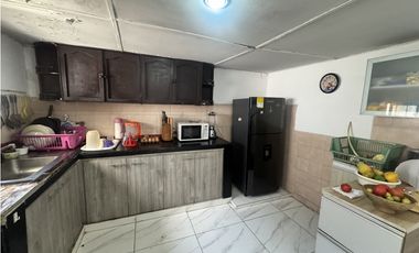 Vendo casa usada la Victoria