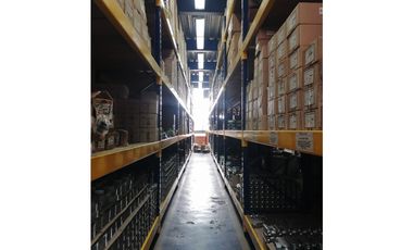 VENTA EDIFICIO MULTISERVICIOS 1.807m²