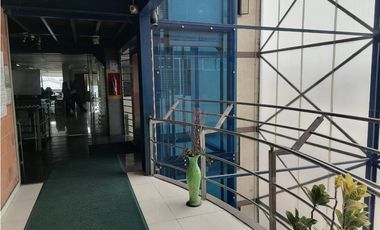 VENTA EDIFICIO MULTISERVICIOS 1.807m²