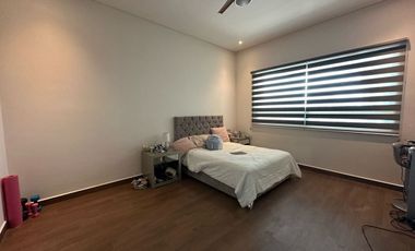 CASA EN VENTA EN SIERRA ALTA 9o SECTOR CARRETERA NACIONAL MONTERREY