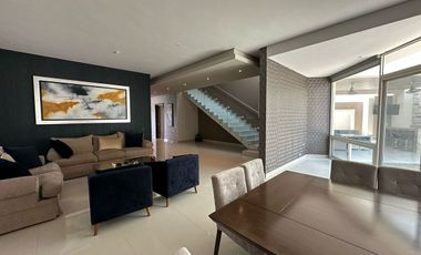 CASA EN VENTA EN SIERRA ALTA 9o SECTOR CARRETERA NACIONAL MONTERREY