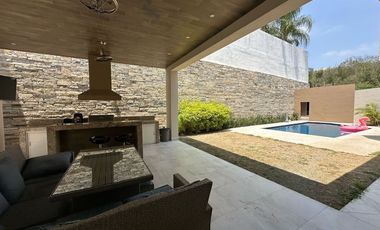 CASA EN VENTA EN SIERRA ALTA 9o SECTOR CARRETERA NACIONAL MONTERREY