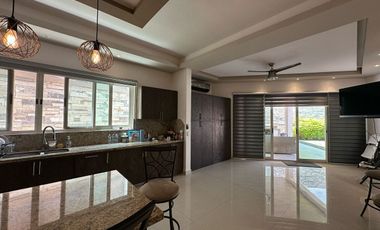 CASA EN VENTA EN SIERRA ALTA 9o SECTOR CARRETERA NACIONAL MONTERREY