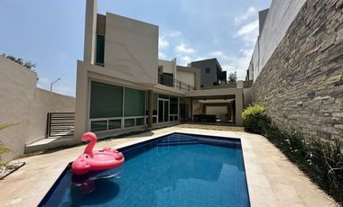 CASA EN VENTA EN SIERRA ALTA 9o SECTOR CARRETERA NACIONAL MONTERREY