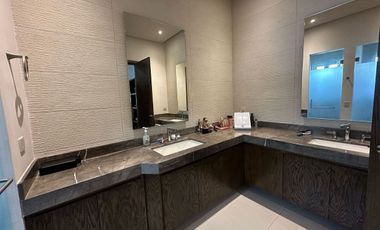 CASA EN VENTA EN SIERRA ALTA 9o SECTOR CARRETERA NACIONAL MONTERREY