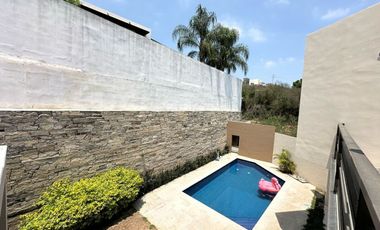 CASA EN VENTA EN SIERRA ALTA 9o SECTOR CARRETERA NACIONAL MONTERREY