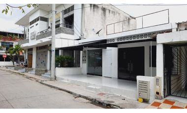 SE PERMUTA CASA COMERCIAL CON RENTA BARRIO KENNEDY DE GIRARDOT C/MARCA