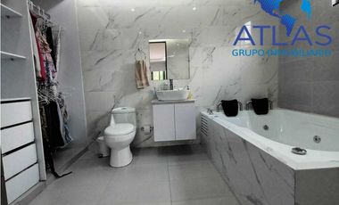 VENTA DE  CASA CAMPESTRE DE DOS PISOS EN RUITOQUE BAJO COD: 828