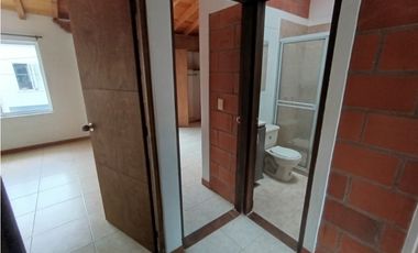 Arriendo casa en La Ceja