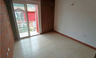 Arriendo casa en La Ceja