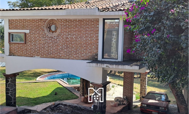 Casa en venta en esquina Sobre Paseo del Conquistador Uso de suelo CCS