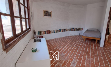 Casa en venta en esquina Sobre Paseo del Conquistador Uso de suelo CCS