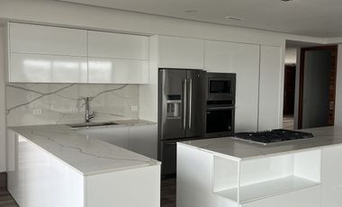 Lujoso penthouse en venta