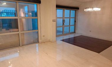 Renta de Casa en Colinas de Chapultepec