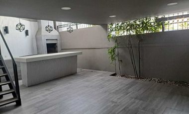 Renta de Casa en Colinas de Chapultepec