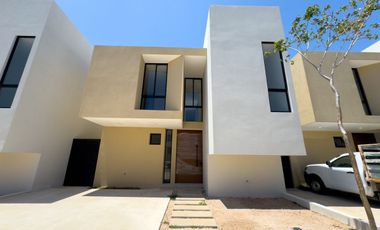 Casa(4R) en Venta en Praderas del Mayab