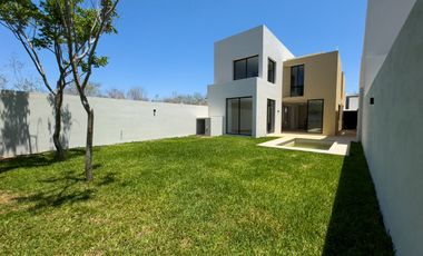 Casa(4R) en Venta en Praderas del Mayab