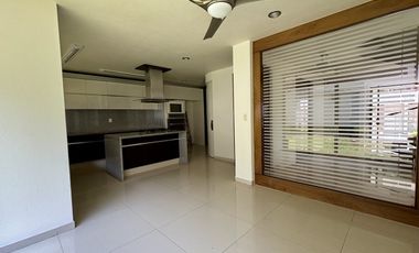Excelente casa en renta dentro de Jardines en la Montaña, Tlalpan, CDMX.
