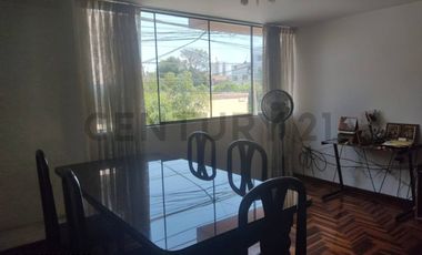 DEPARTAMENTO AMOBLADO EN ZONA CENTRICA DE BREÑA