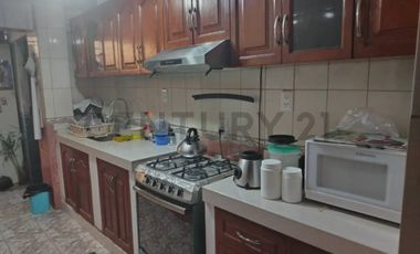 DEPARTAMENTO AMOBLADO EN ZONA CENTRICA DE BREÑA